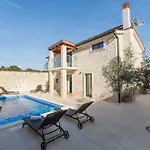 Casa Masso Villa Pula