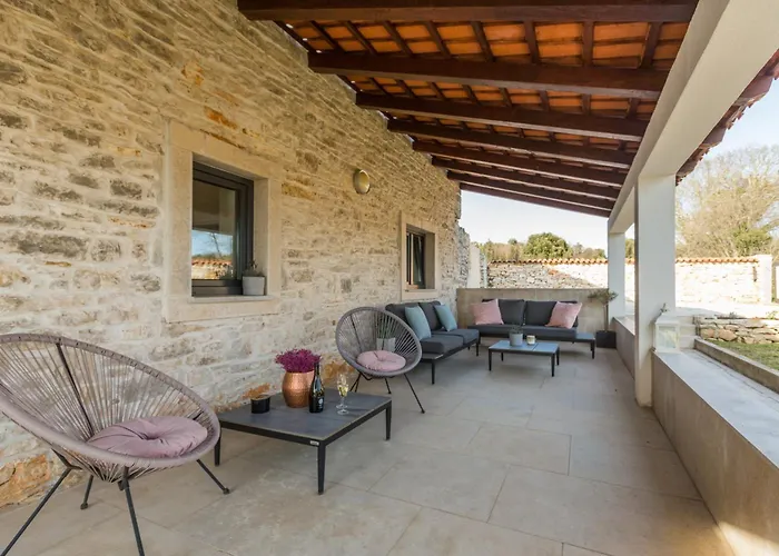 Casa Masso * プーラ